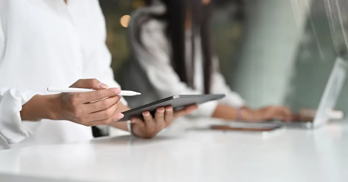 Electronic Signatures in Pharma ELN: Achieving 21 CFR Part 11 Compliance | ELabELN